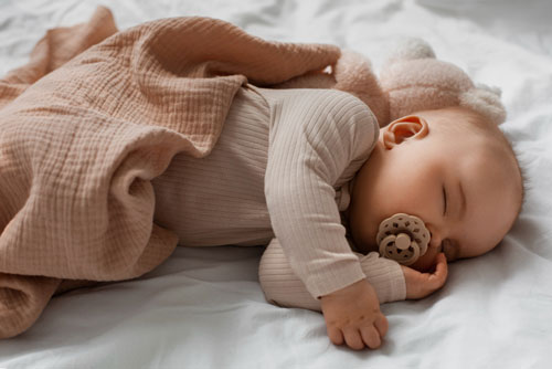 consultation pour régler les problématique du sommeil de bébé de des petits enfants