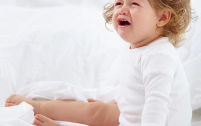 Angoisse de la séparation à 18-24 mois : pourquoi le sommeil de votre enfant est soudainement perturbé ?